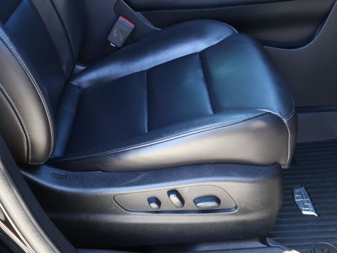 Used 2019 Cadillac XT4 Premium Luxury w/ Cold Weather Package image 23