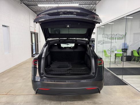 Used 2024 Tesla Model X AWD/4WD image 15