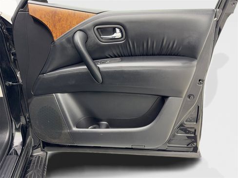 Used 2024 Nissan Armada SL image 51