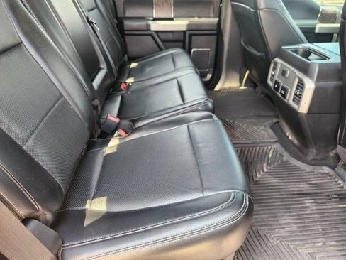 Used 2019 Ford F250 Lariat w/ Lariat Ultimate Package AWD/4WD image 29