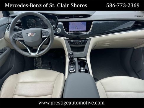 Used 2023 Cadillac XT6 Premium Luxury AWD/4WD image 15