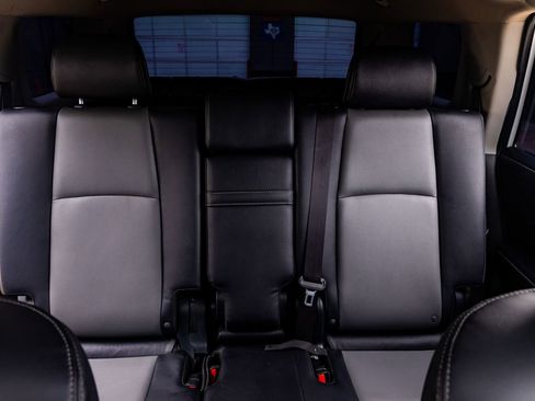 Used 2023 Toyota 4Runner SR5 Premium w/ Moonroof Package image 32