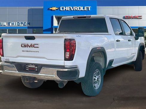 Used 2024 GMC Sierra 2500 Pro image 6
