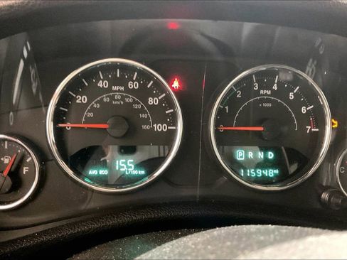 Used 2017 Jeep Wrangler Unlimited Sahara image 19