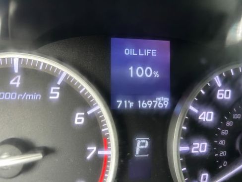 Used 2013 Acura ILX w/ Technology Package FWD image 40