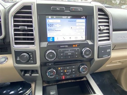 Certified 2017 Ford F250 Lariat w/ Lariat Ultimate Package image 28