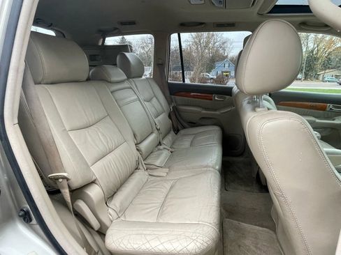 Used 2004 Lexus GX 470 image 16