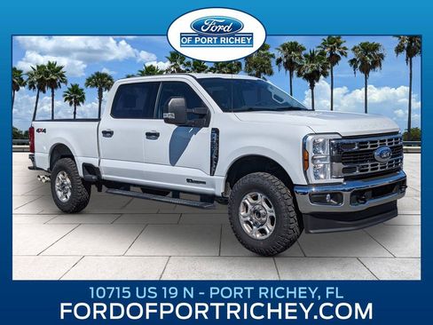 Used 2025 Ford F250 XLT image 1