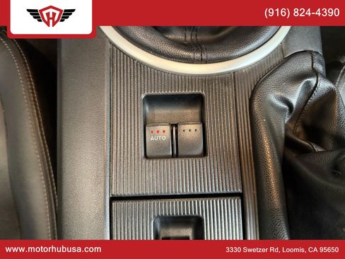 Used 2006 MAZDA MX-5 Miata Grand Touring image 28