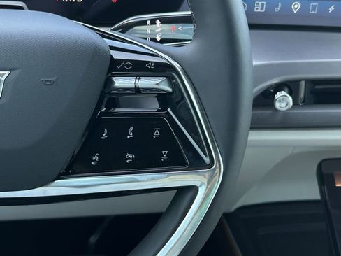 New 2026 Cadillac Vistiq Premium Luxury AWD/4WD image 14