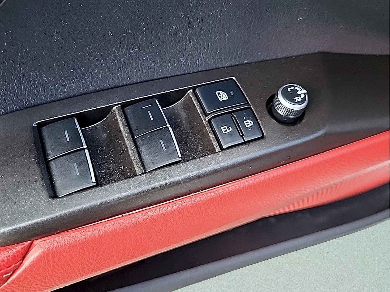 Used 2022 Toyota Camry XSE w/ Navigation Package FWD image 15