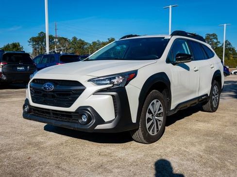 Certified 2025 Subaru Outback Premium image 11