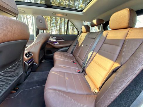 Certified 2024 Mercedes-Benz GLE 450 4MATIC image 16