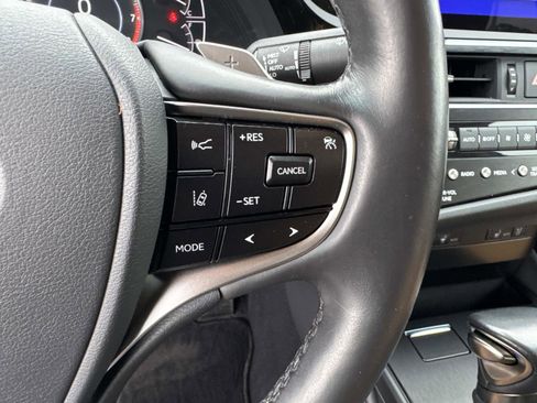 Certified 2024 Lexus ES 350 w/ Premium Package image 28