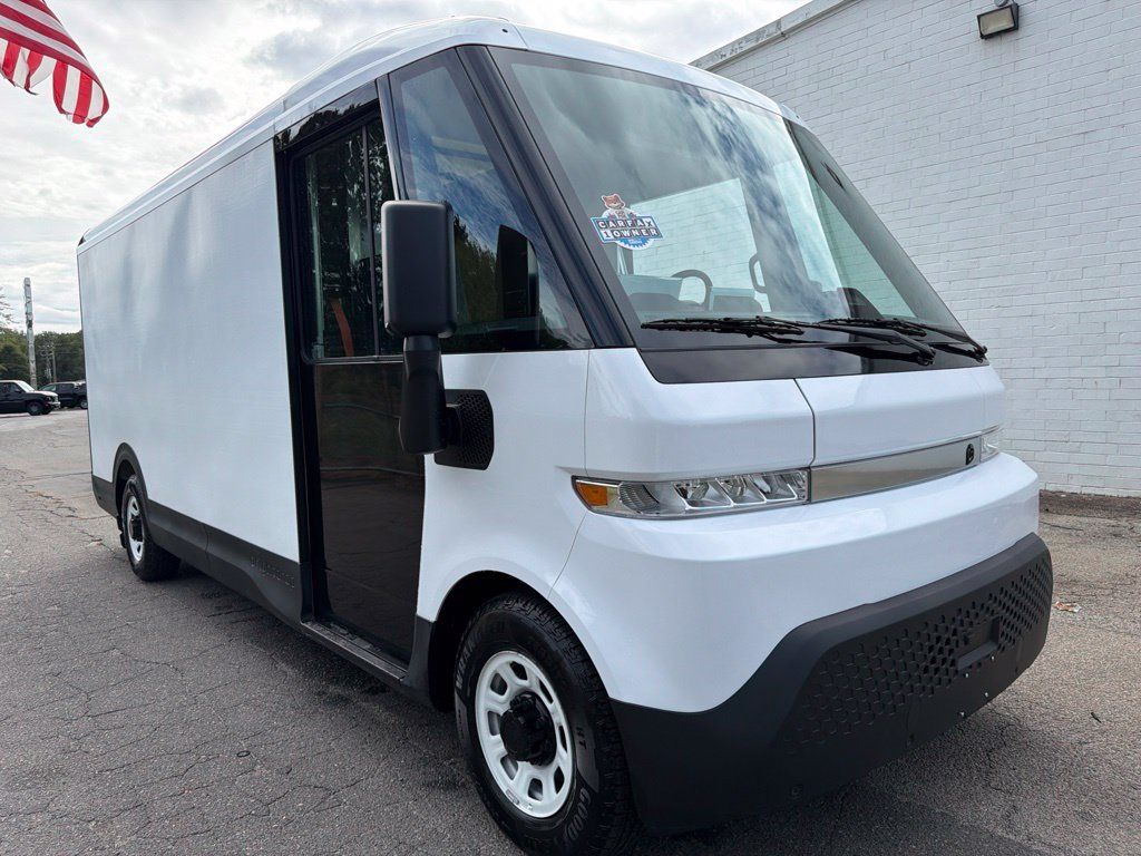 Used 2024 Chevrolet Brightdrop 600 w/ Commercial Equipment Package AWD/4WD image 8