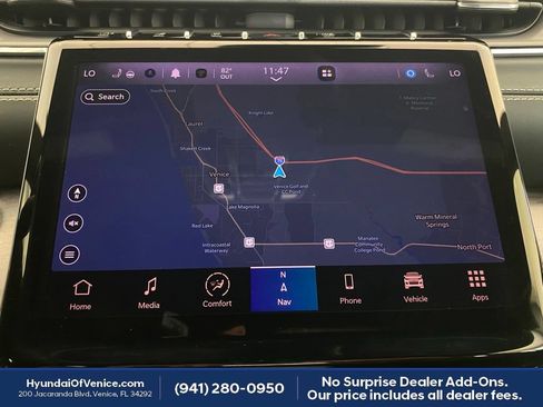 Used 2022 Jeep Grand Cherokee Overland AWD/4WD image 6