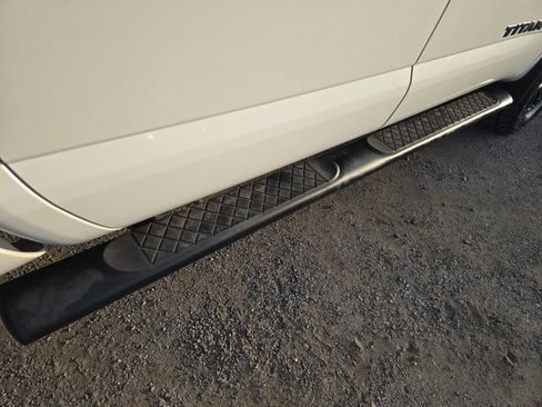 Used 2018 Nissan Titan XD image 59