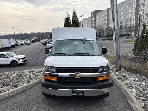 New 2025 Chevrolet Express 3500 w/ Power Convenience Package RWD image 8