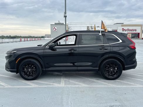 Used 2023 Honda CR-V Sport image 4