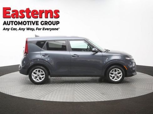 Used 2022 Kia Soul LX w/ Technology Package FWD image 43