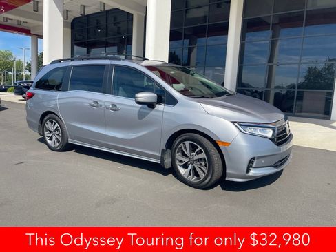 Used 2022 Honda Odyssey Touring image 7