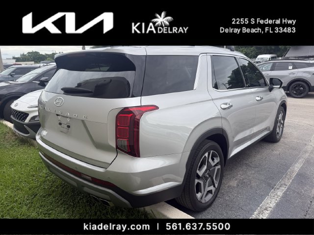 Used 2024 Hyundai Palisade SEL w/ Premium Package FWD image 7