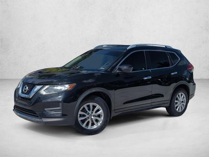 Used 2017 Nissan Rogue SV