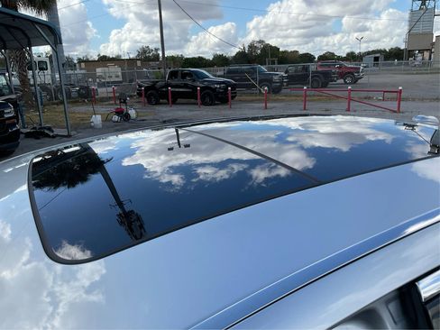 Used 2013 Lincoln MKS Sedan 4D image 11