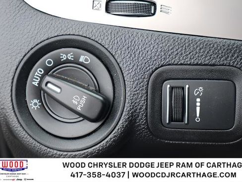 Used 2020 Dodge Journey Crossroad FWD image 18
