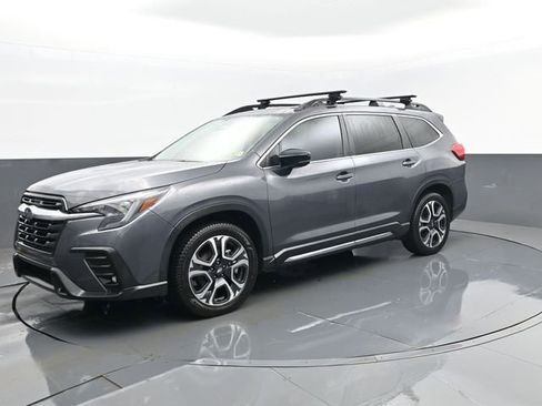 Used 2024 Subaru Ascent Limited w/ Technology Package image 1