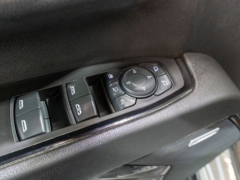 Used 2024 GMC Sierra 2500 AT4 w/ AT4 Premium Plus Package image 18