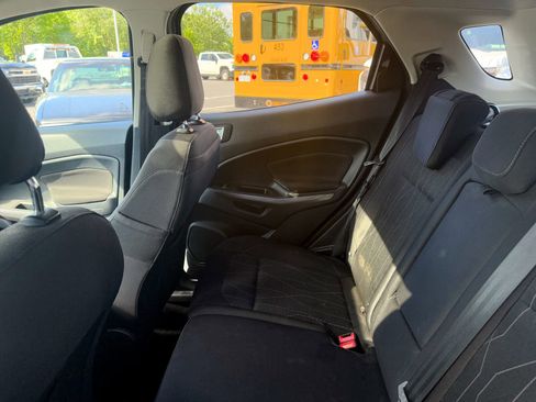Used 2018 Ford EcoSport SE AWD/4WD image 9