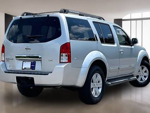 Used 2007 Nissan Pathfinder LE RWD image 6