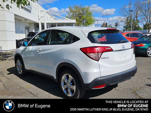 Used 2017 Honda HR-V LX image 5