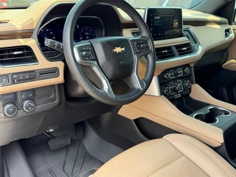 Used 2023 Chevrolet Tahoe Premier RWD image 12