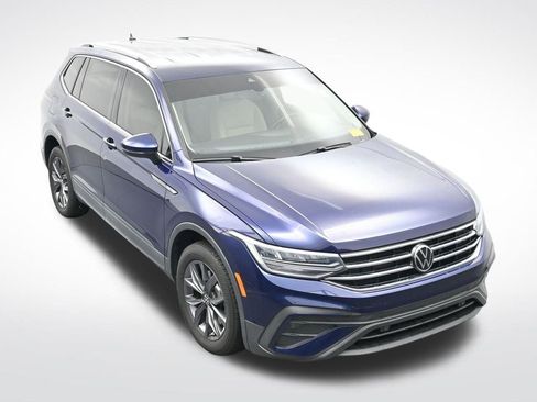 Used 2022 Volkswagen Tiguan SE image 23