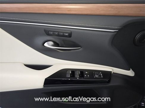 New 2025 Lexus ES 350 w/ Premium Package image 15