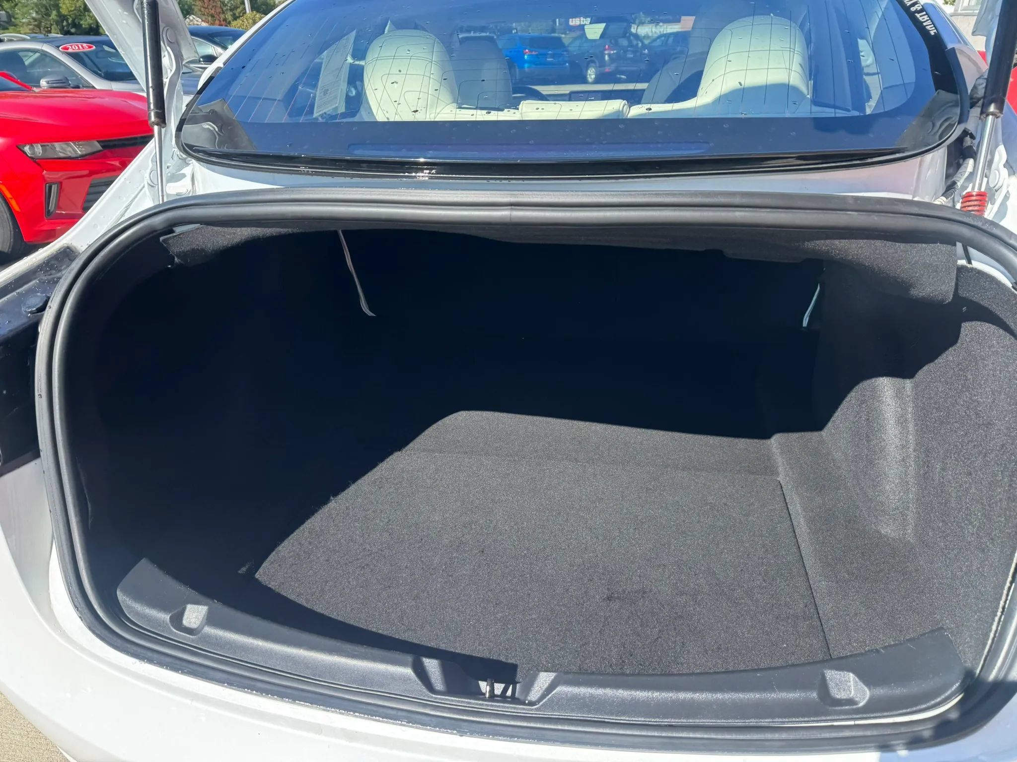 Used 2018 Tesla Model 3 Long Range RWD image 12