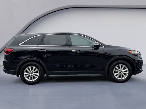 Used 2020 Kia Sorento LX FWD image 6