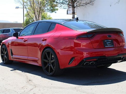 Used 2018 Kia Stinger GT2 AWD/4WD image 14