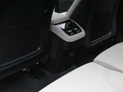 New 2026 Volvo XC90 B5 Plus image 29