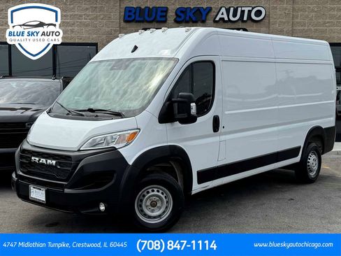 Used 2024 RAM ProMaster 2500 w/ Convenience Group FWD image 1