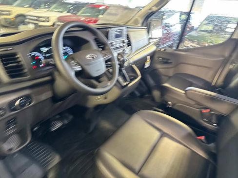 New 2025 Ford Transit 150 Base image 17
