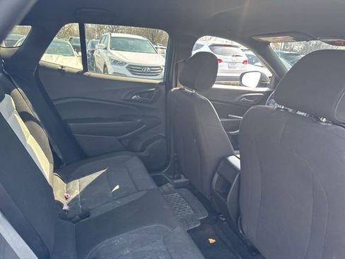 Used 2024 Chevrolet Trax RS w/ Driver Confidence Package image 9