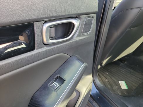 Used 2023 Honda Civic Touring image 14