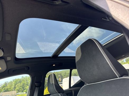 New 2024 Volvo XC40 Recharge Plus w/ Protection Package Premier image 10