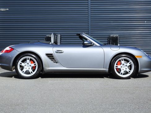 Used 2008 Porsche Boxster S RWD image 9