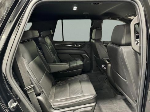 Used 2021 GMC Yukon Denali image 13