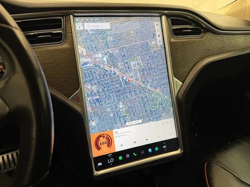 Used 2013 Tesla Model S Performance RWD image 16
