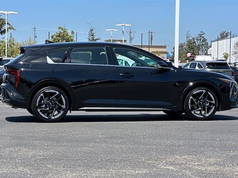 New 2026 Kia K4 GT-Line FWD image 3